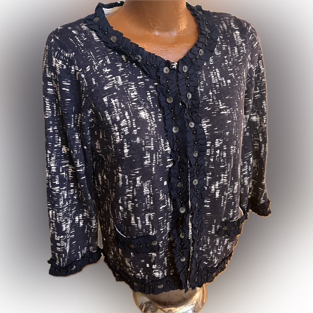 Chico’s pretty! Cotton ruffled front cardigan sweater dressy details galore! 2 L